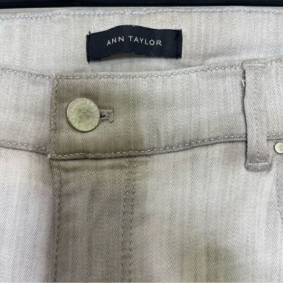 Ann Taylor Modern Fit Gray Wash Raw Hem Skinny Jeans 12 - Picture 2 of 4